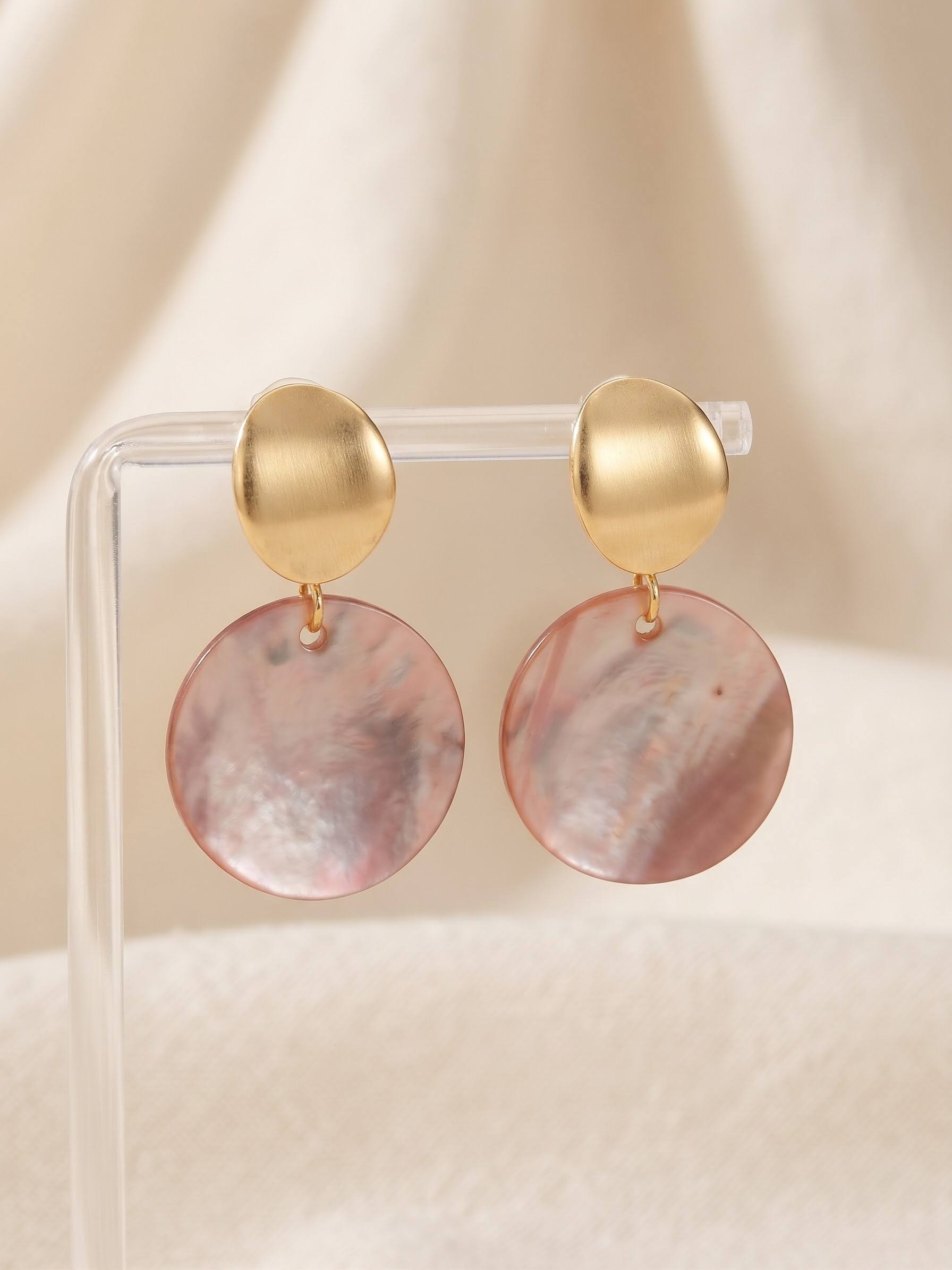 گوشواره صدف اصل orsay